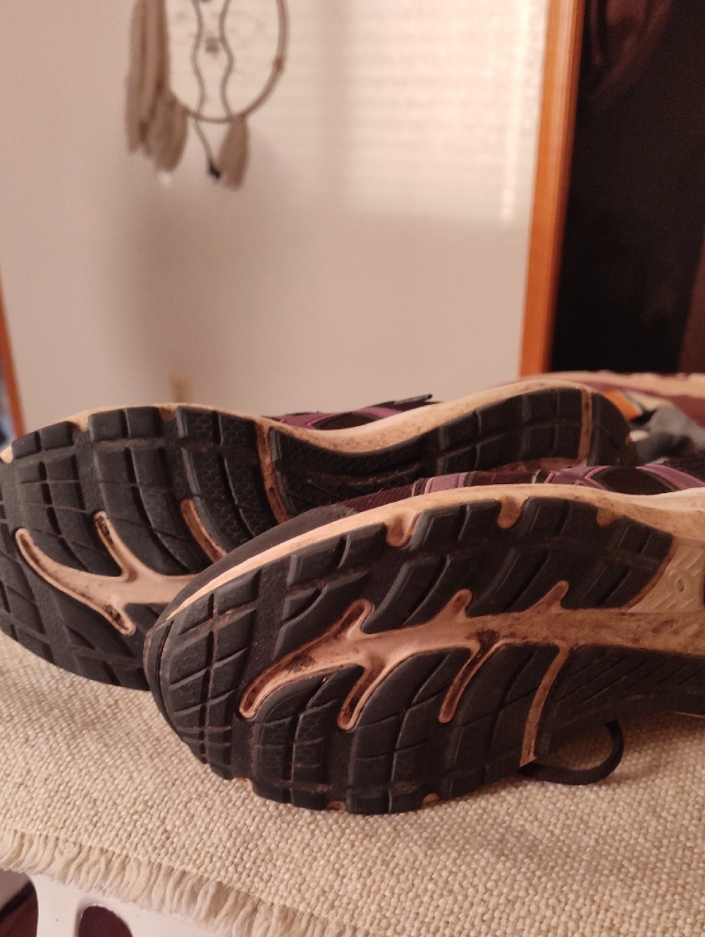 Asics - Picture 2 of 5